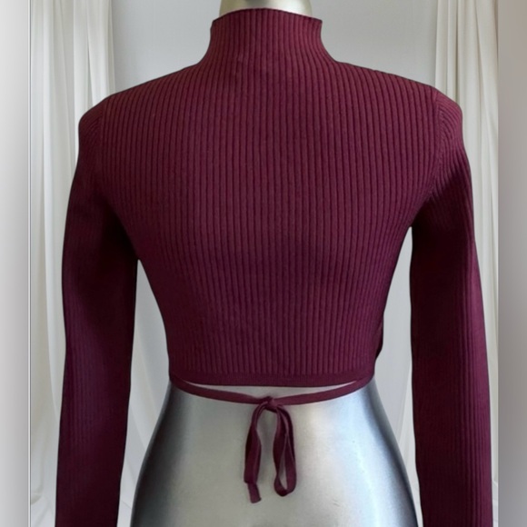 🆕 Babaton Sculpt Knit Tie Back - Picture 3 of 14